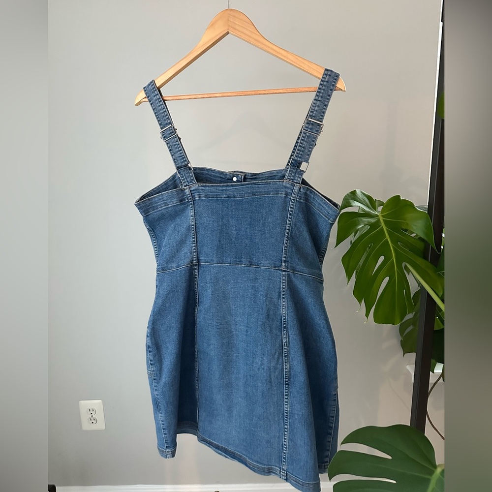 NWT Divided H&M Denim Button-Down Dress - Picture 2 of 6